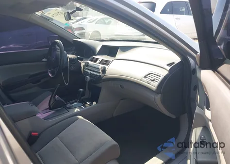 2010 Honda Accord 2.4 Lx z USA, uszkodzony, nr VIN 1HGCP2F30AA196590